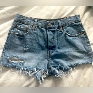 Levi’s 501 women’s denim shorts